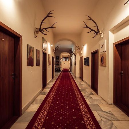 Hotel Kastiel Mojmírovce Εξωτερικό φωτογραφία